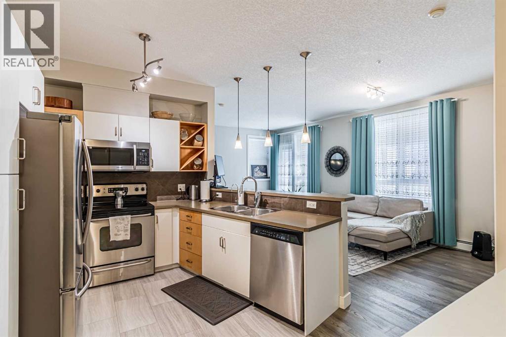 Single Family House for Sale in   A Street SW Altadore Calgary 