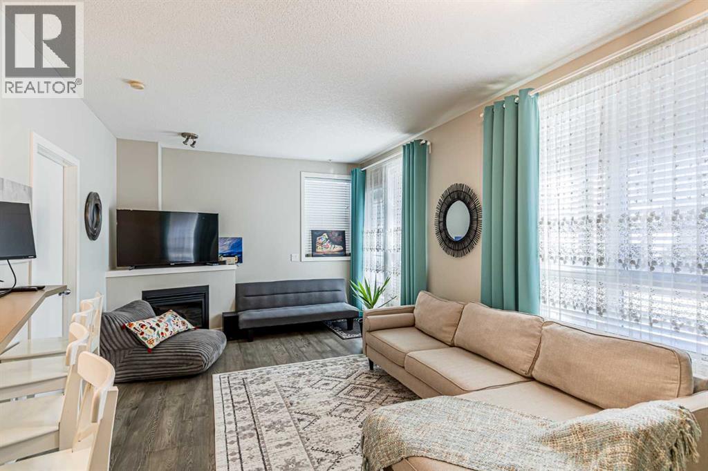 Single Family House for Sale in   A Street SW Altadore Calgary 