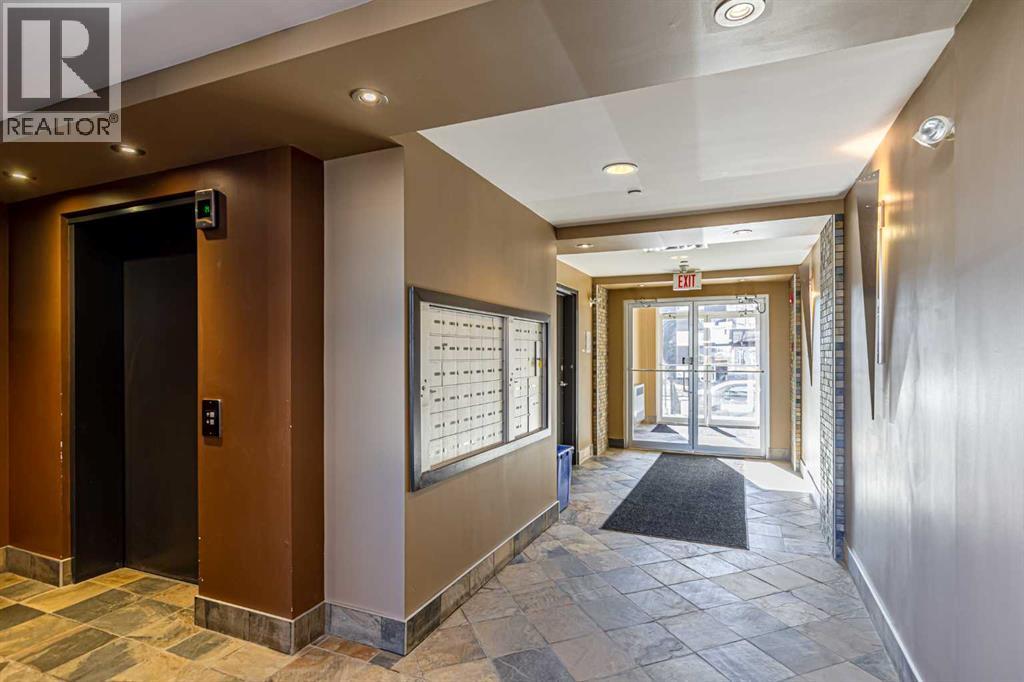 Single Family House for Sale in   A Street SW Altadore Calgary 