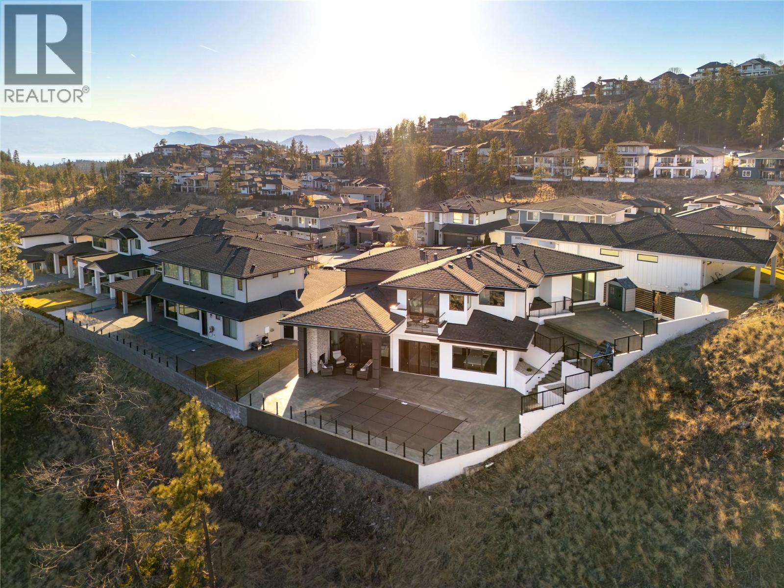  274 Summer Wood Drive, Kelowna