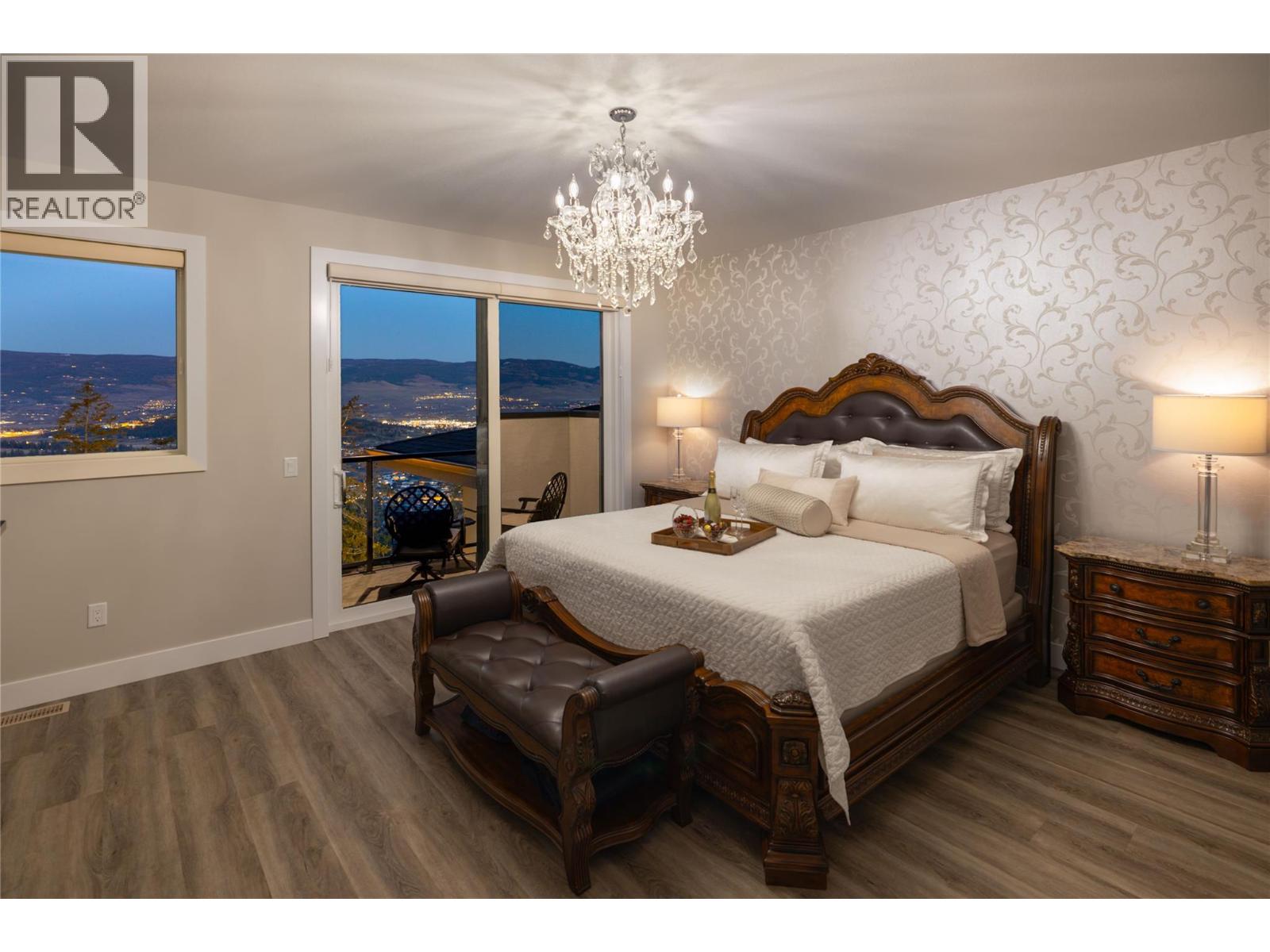  274 Summer Wood Drive, Kelowna