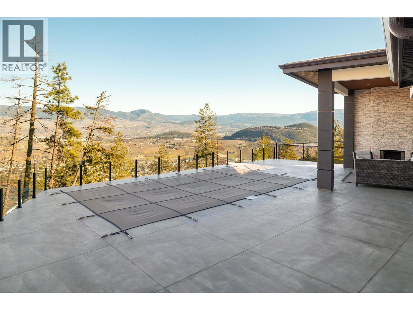  274 Summer Wood Drive, Kelowna