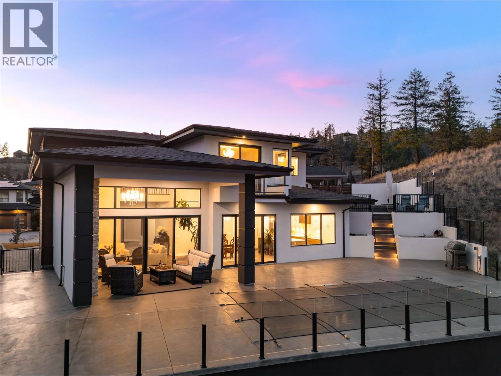  274 Summer Wood Drive, Kelowna