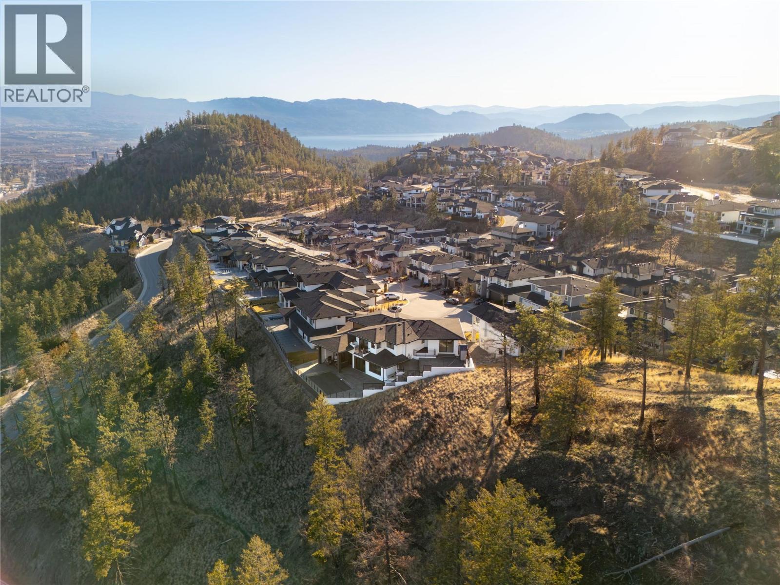  274 Summer Wood Drive, Kelowna