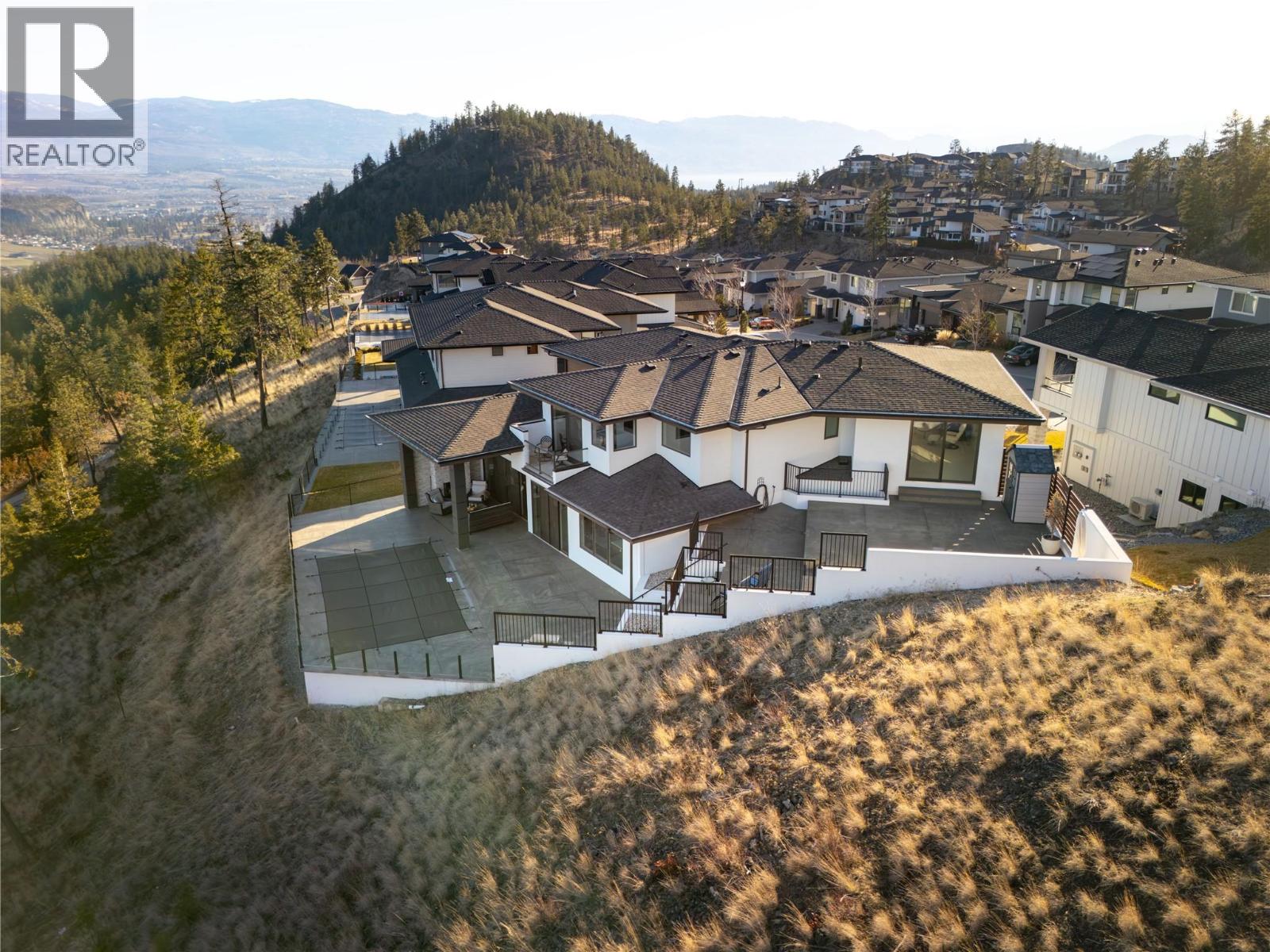  274 Summer Wood Drive, Kelowna