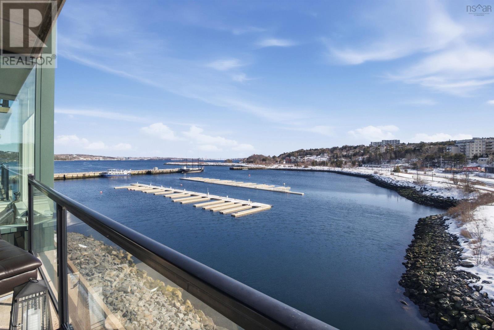 Property 24 of 34 of 220 Waterfront Drive