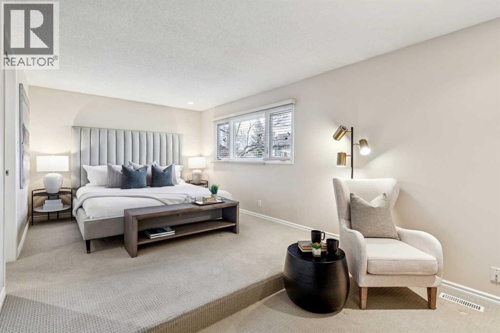 
          3335 OAKWOOD Drive Southwest
            <br/>
            <span>Calgary</span>
            , 
            <span>AB</span>
             <span>T2V4V6</span>
         - Photo 17