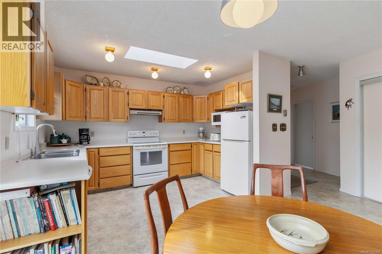 8503 Lochside Dr - 23