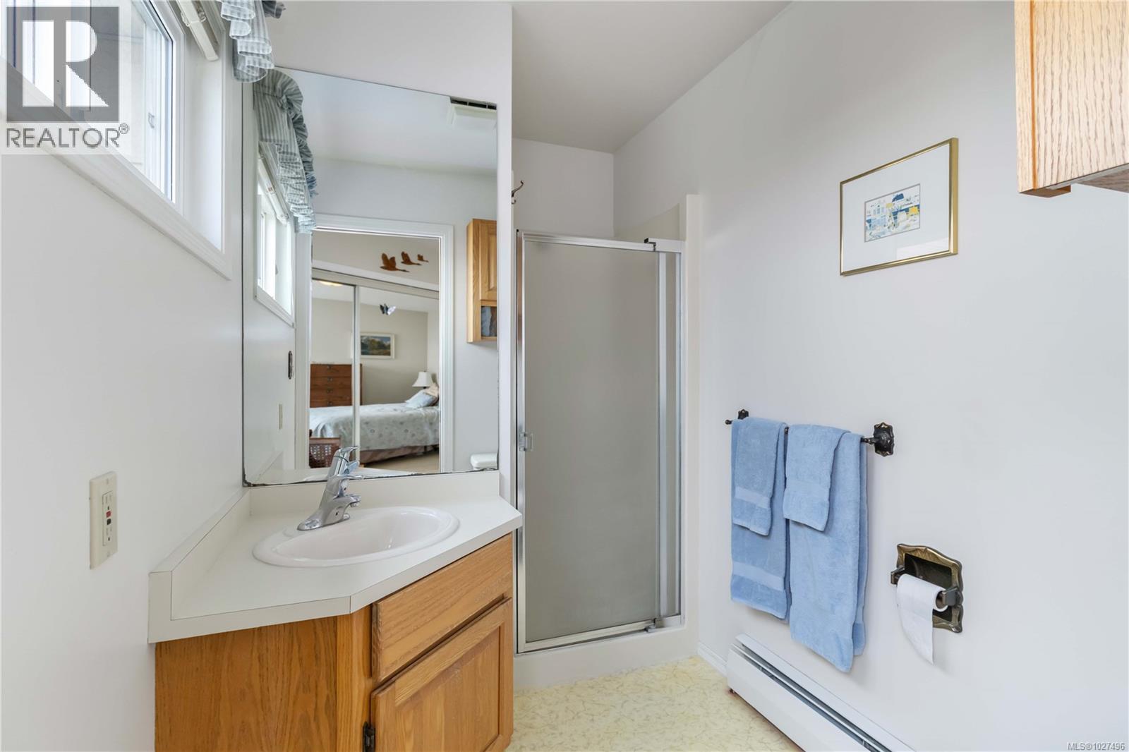 8503 Lochside Dr - 32