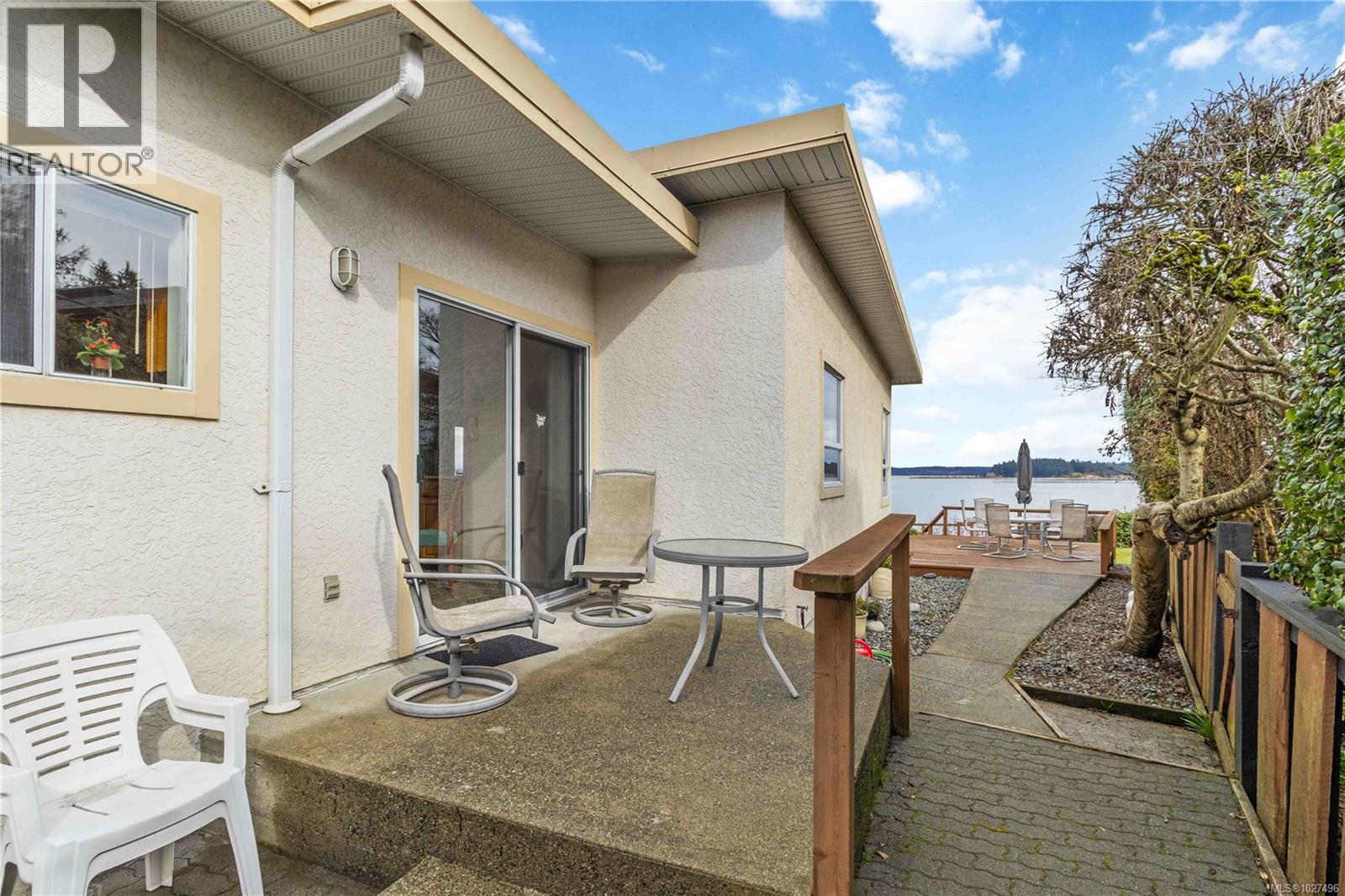 8503 Lochside Dr - 27