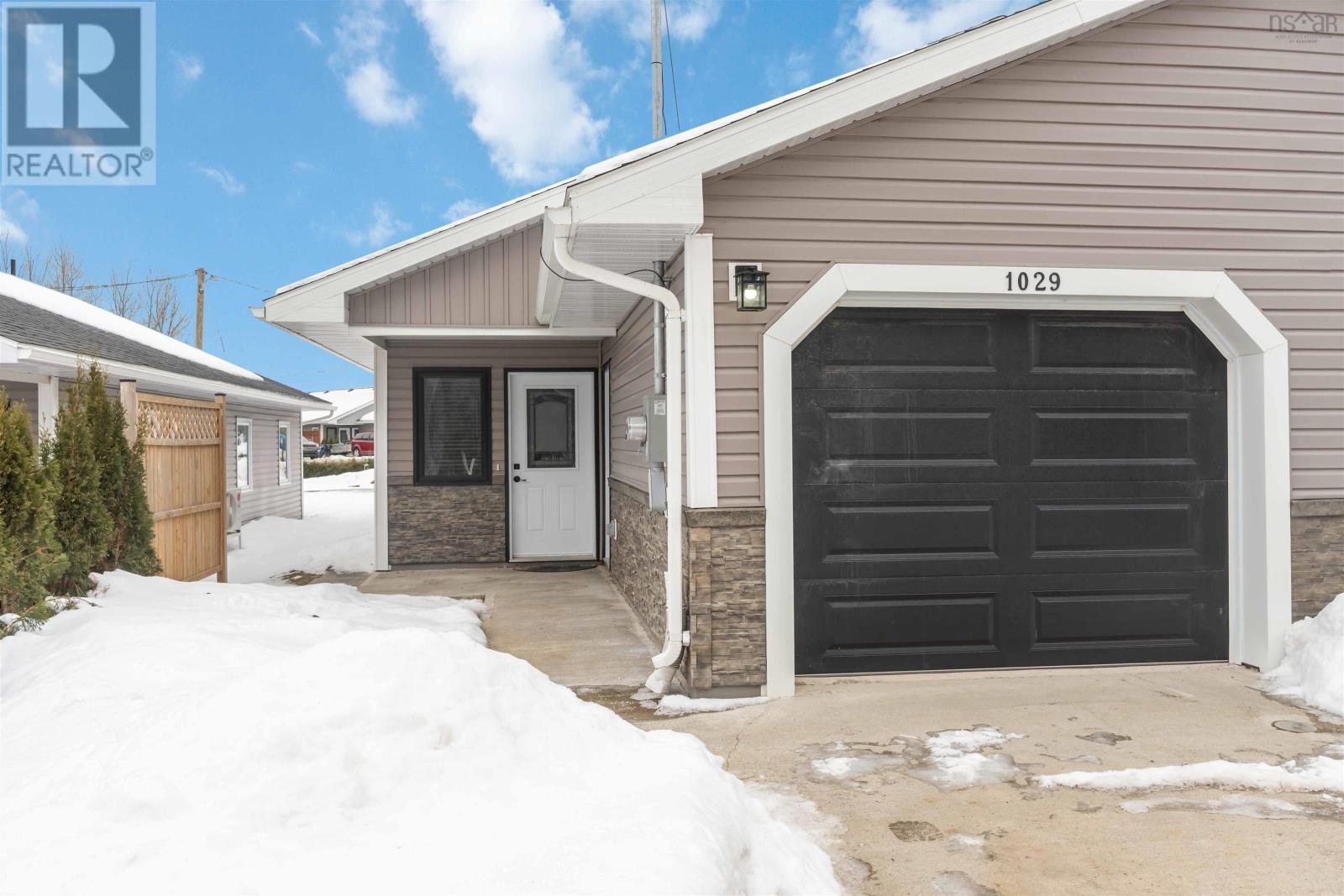 Property photo of 1029 Upper Church Street