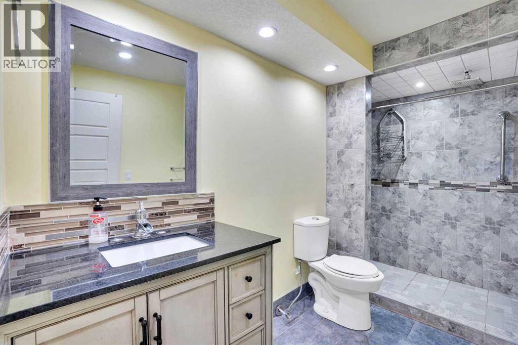 Single Family House 4 Level for Sale in  Martinridge Grove NE Martindale Calgary 