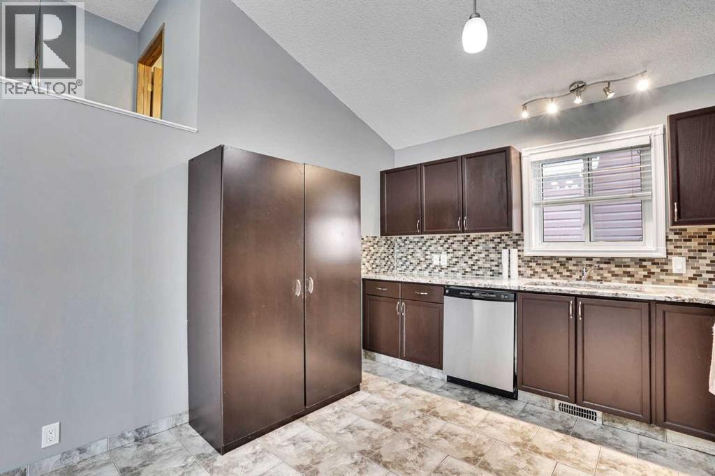 Single Family House 4 Level for Sale in  Martinridge Grove NE Martindale Calgary 