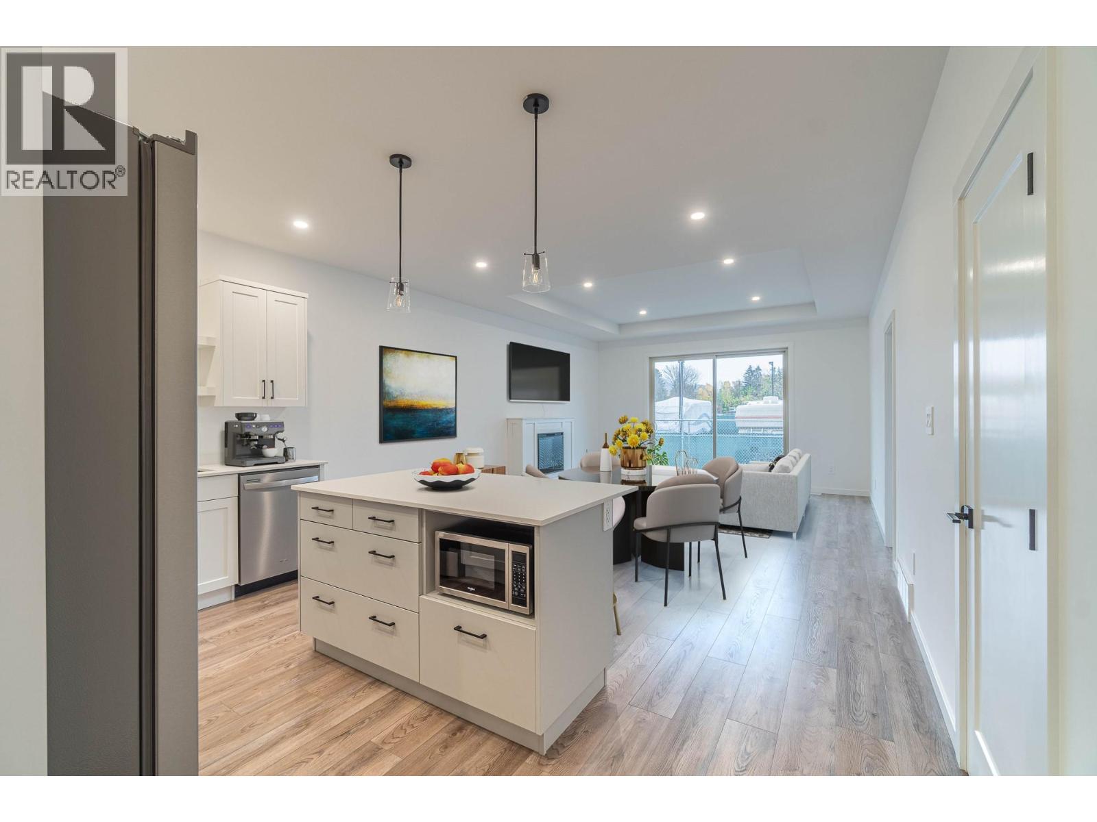 220 Shepherd Road Unit# 14, Chase