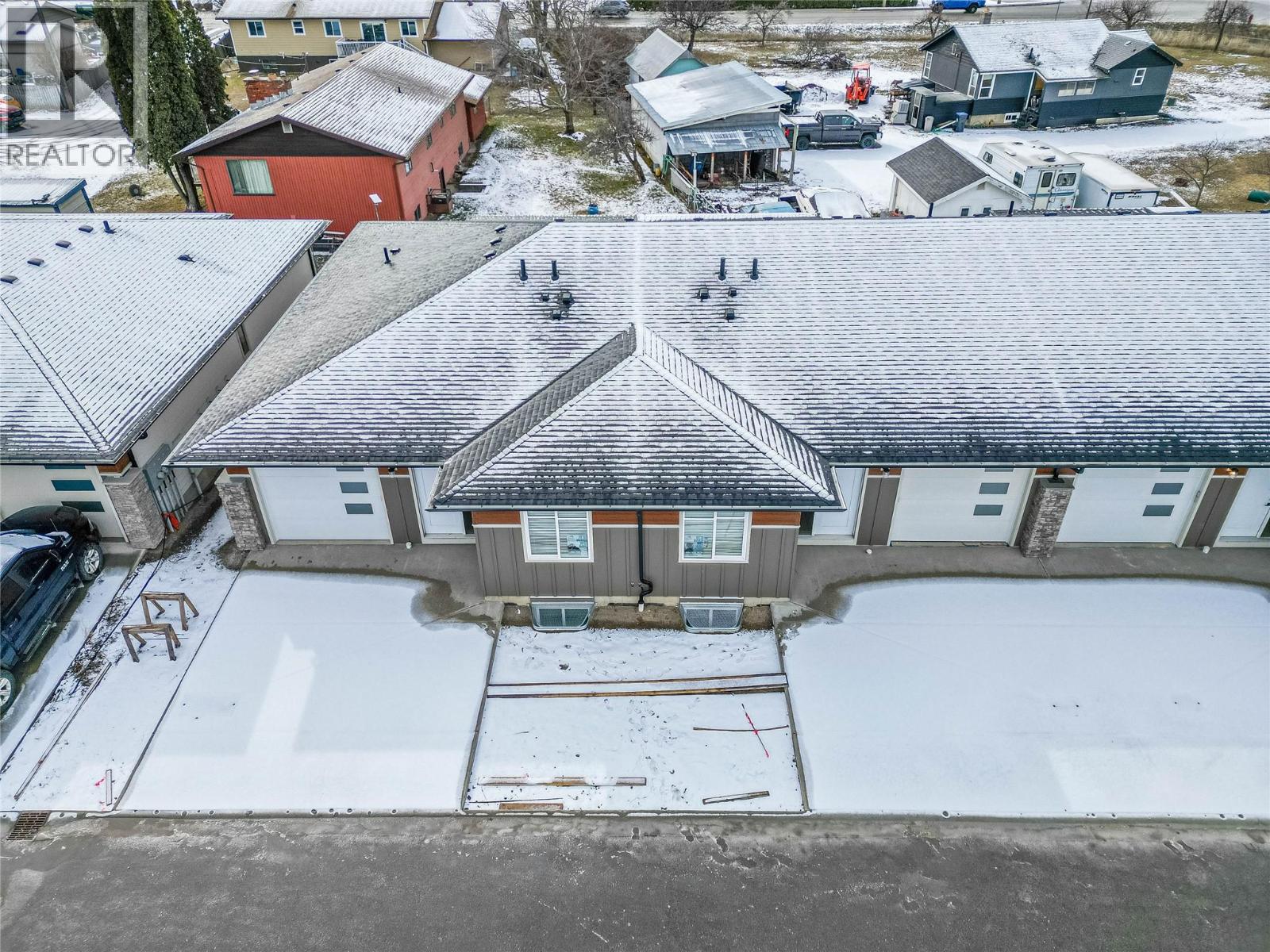 #14 220 Shepherd Road - 43