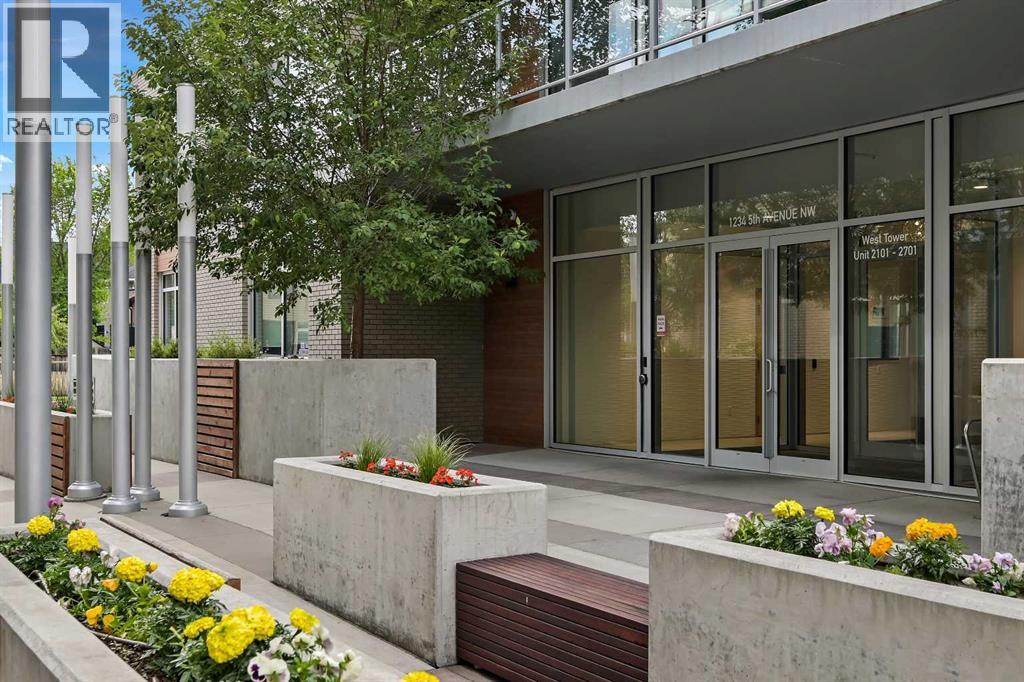 Single Family House for Sale in    Avenue NW Hillhurst Calgary 