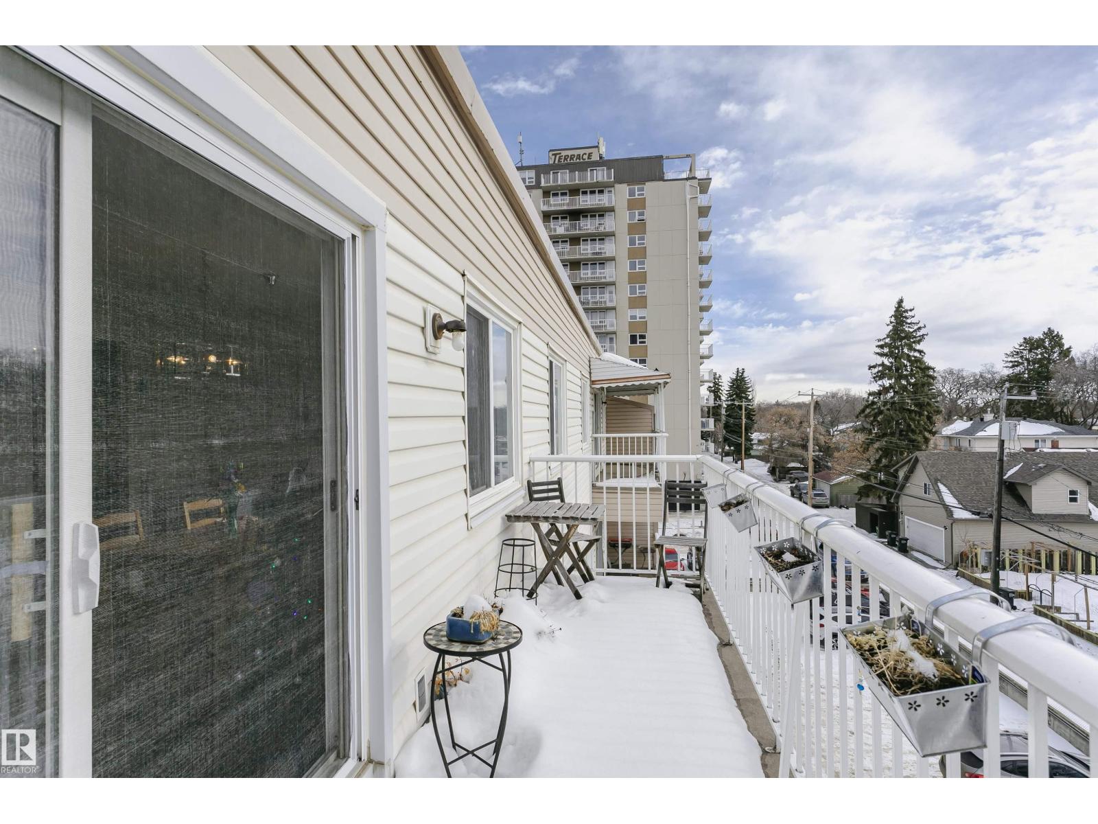 #407 8149 111 St S NW - 38