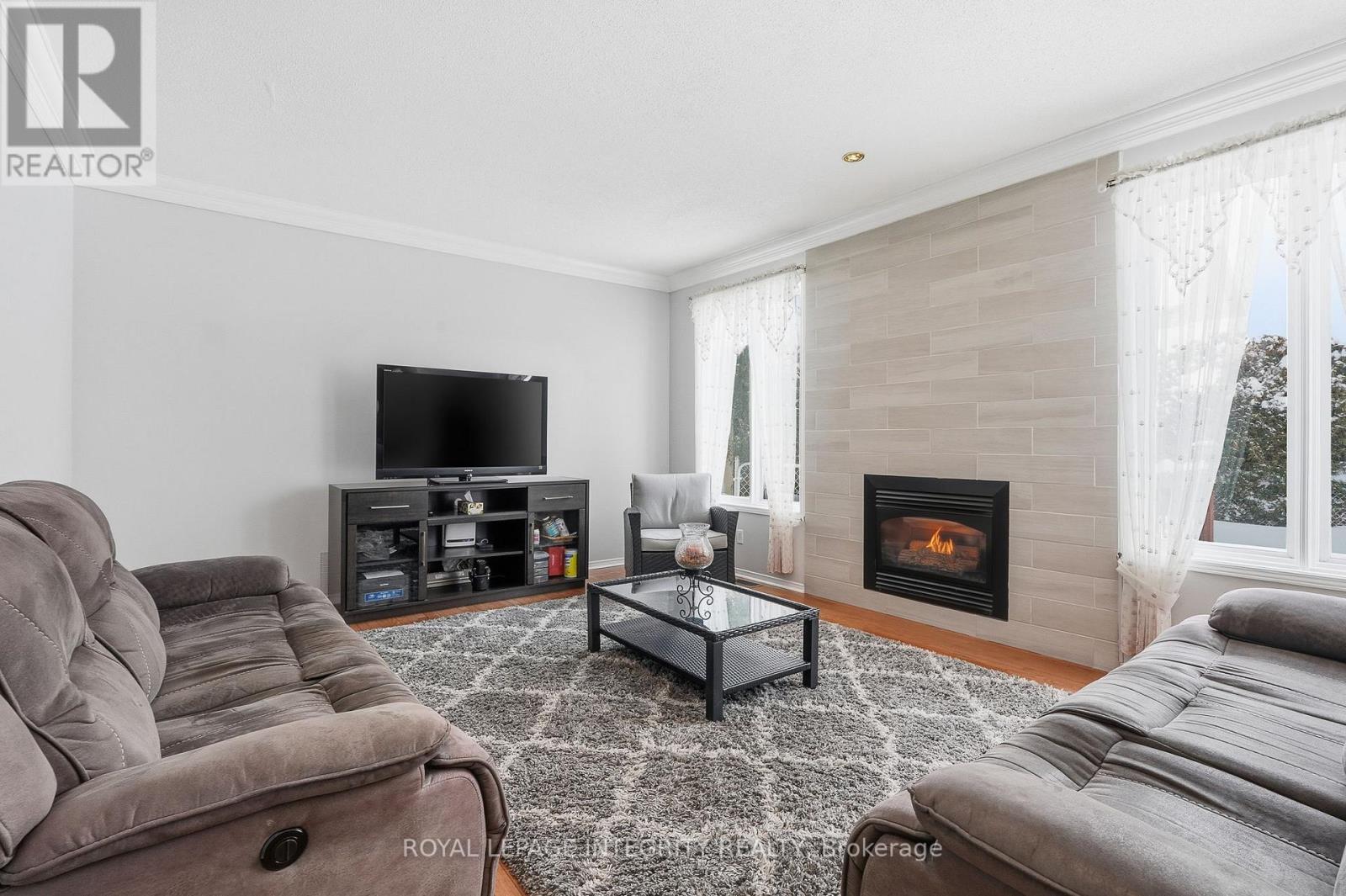 2104 SANDY OAKS DRIVE - 8