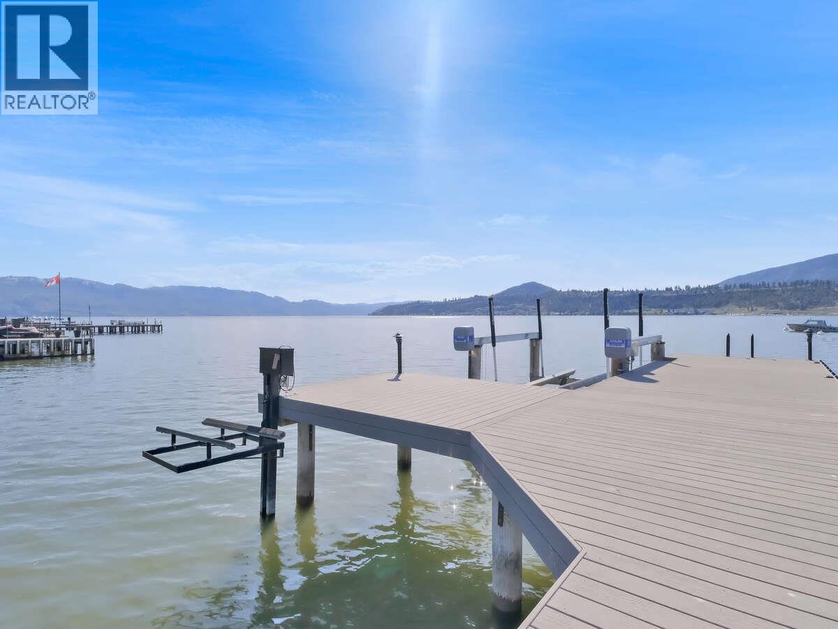  2096 Abbott Street, Kelowna