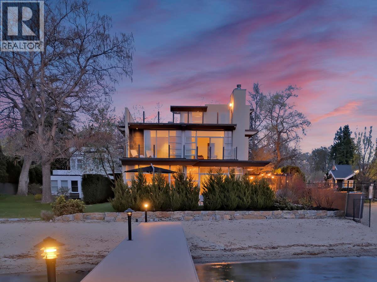  2096 Abbott Street, Kelowna