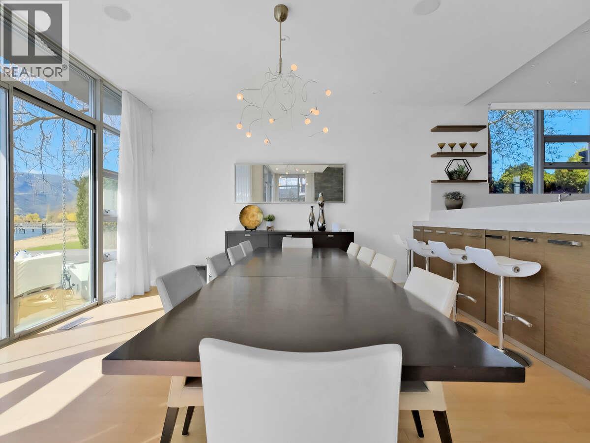  2096 Abbott Street, Kelowna