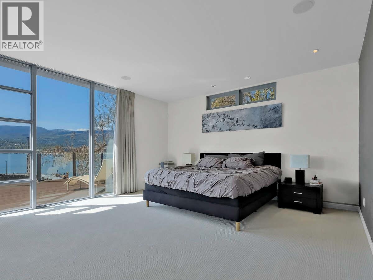  2096 Abbott Street, Kelowna