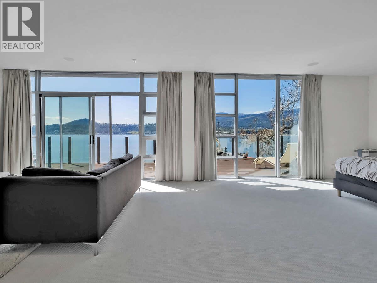  2096 Abbott Street, Kelowna