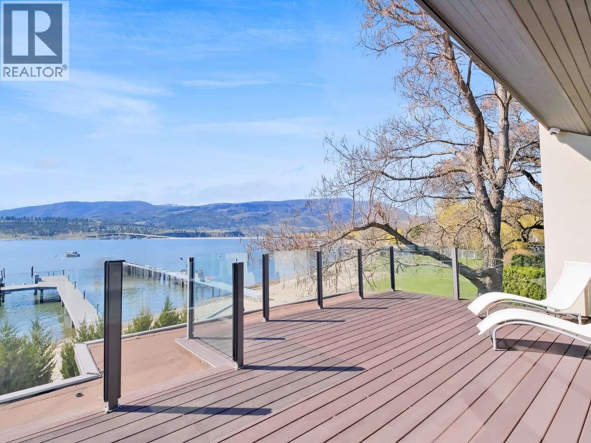  2096 Abbott Street, Kelowna