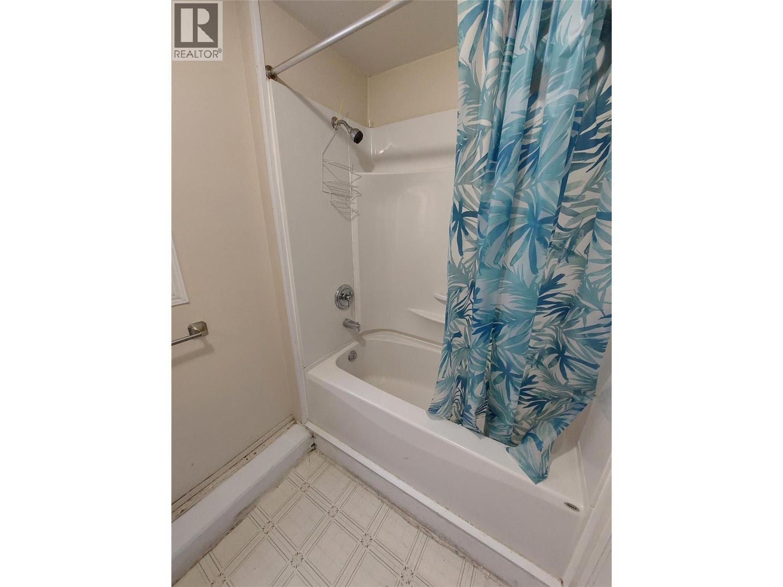 2051 Gladstone Drive, Kamloops