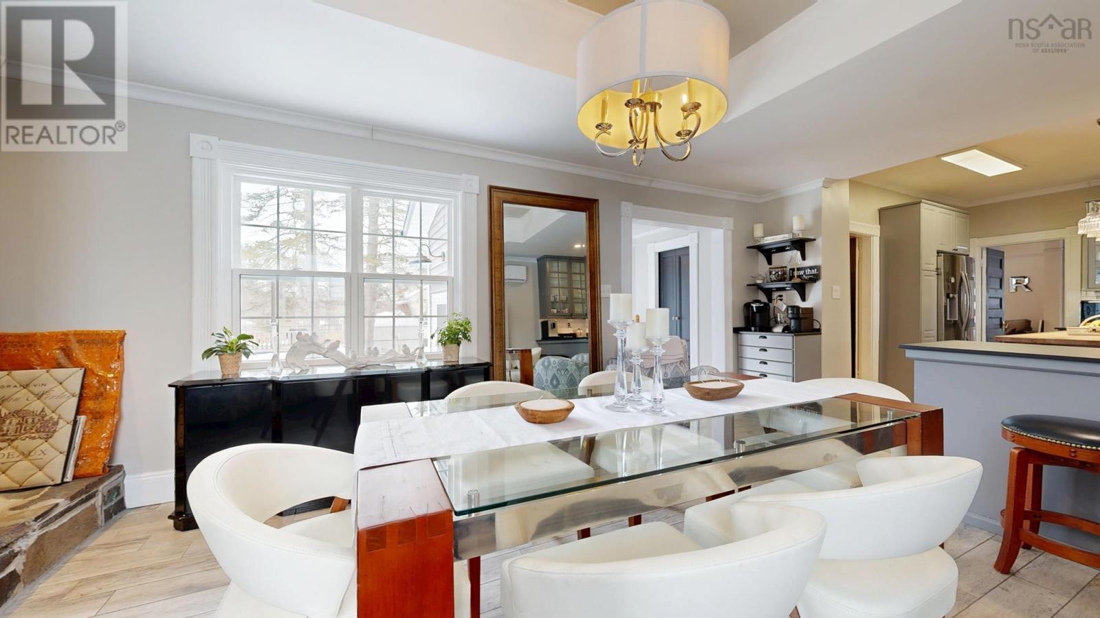 Property 18 of 48 of 1484 Bridge Street