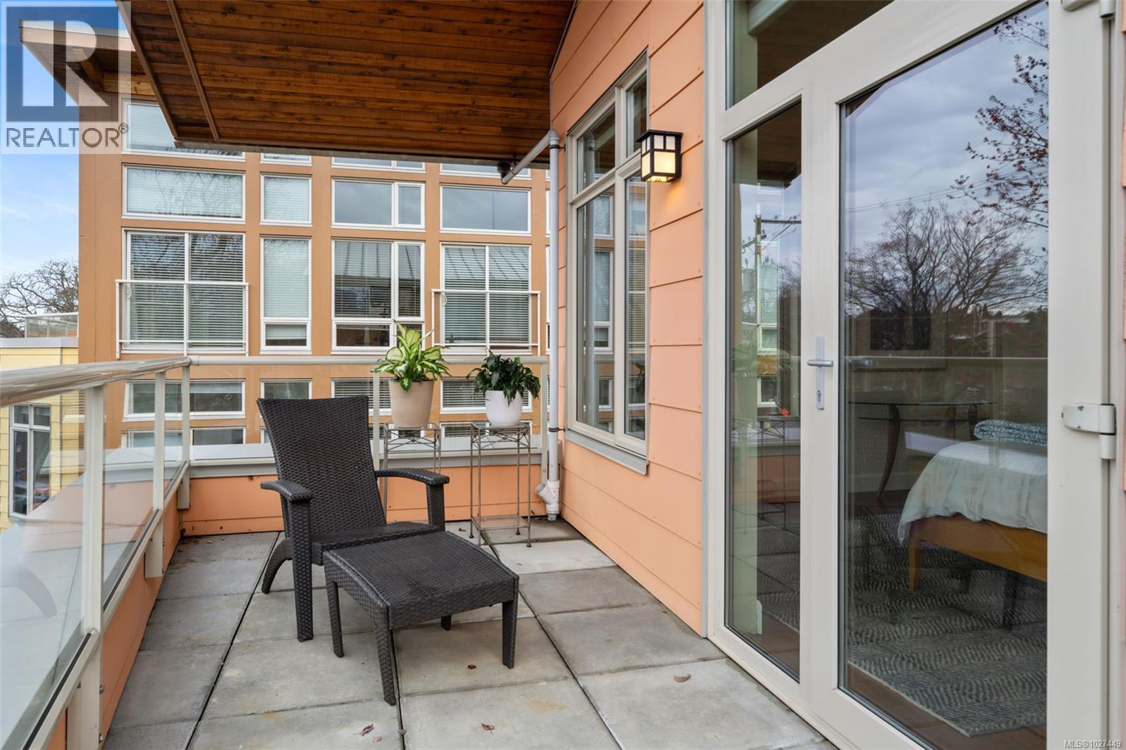 304 1035 Sutlej St, Victoria