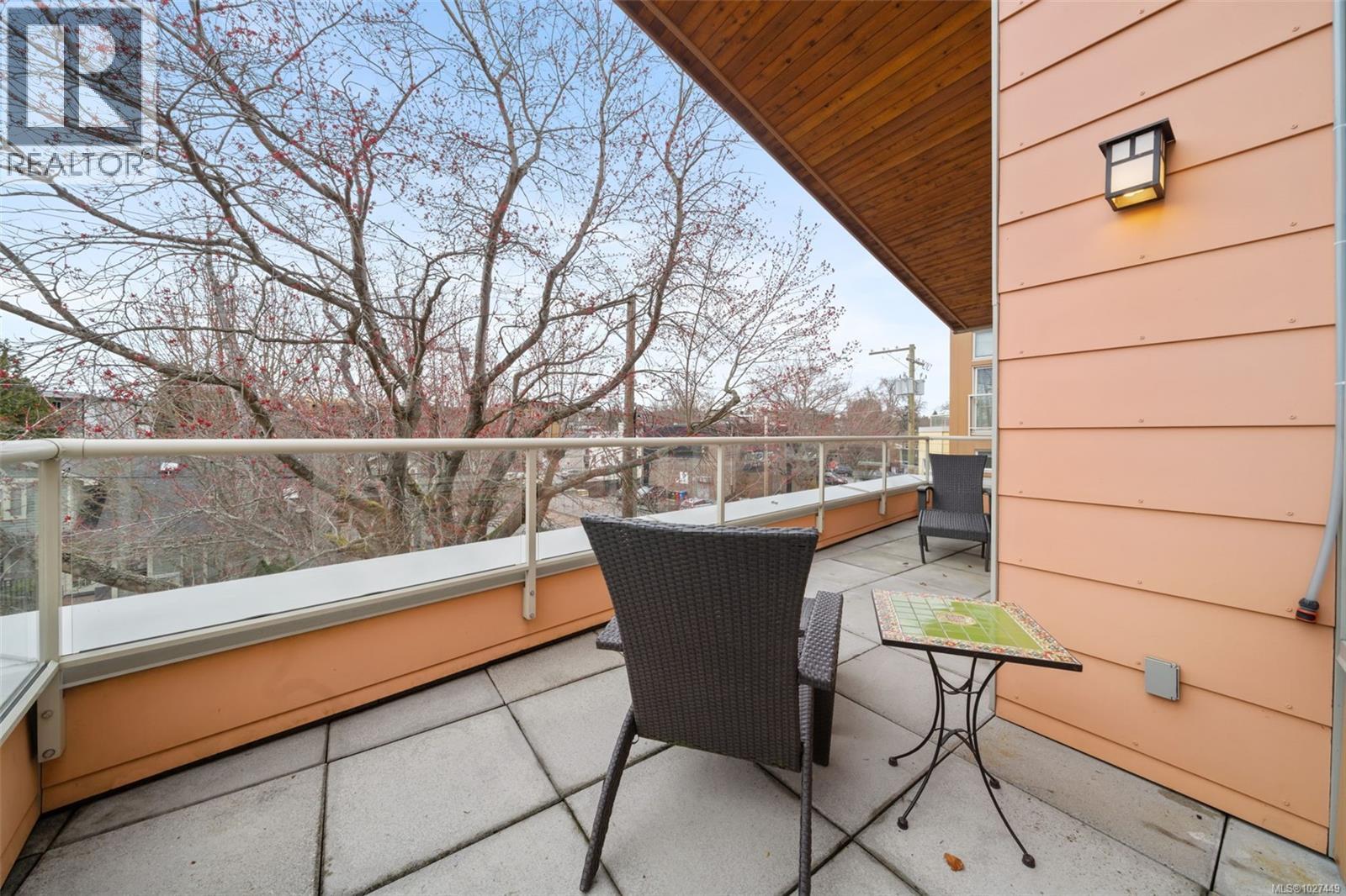 304 1035 Sutlej St, Victoria