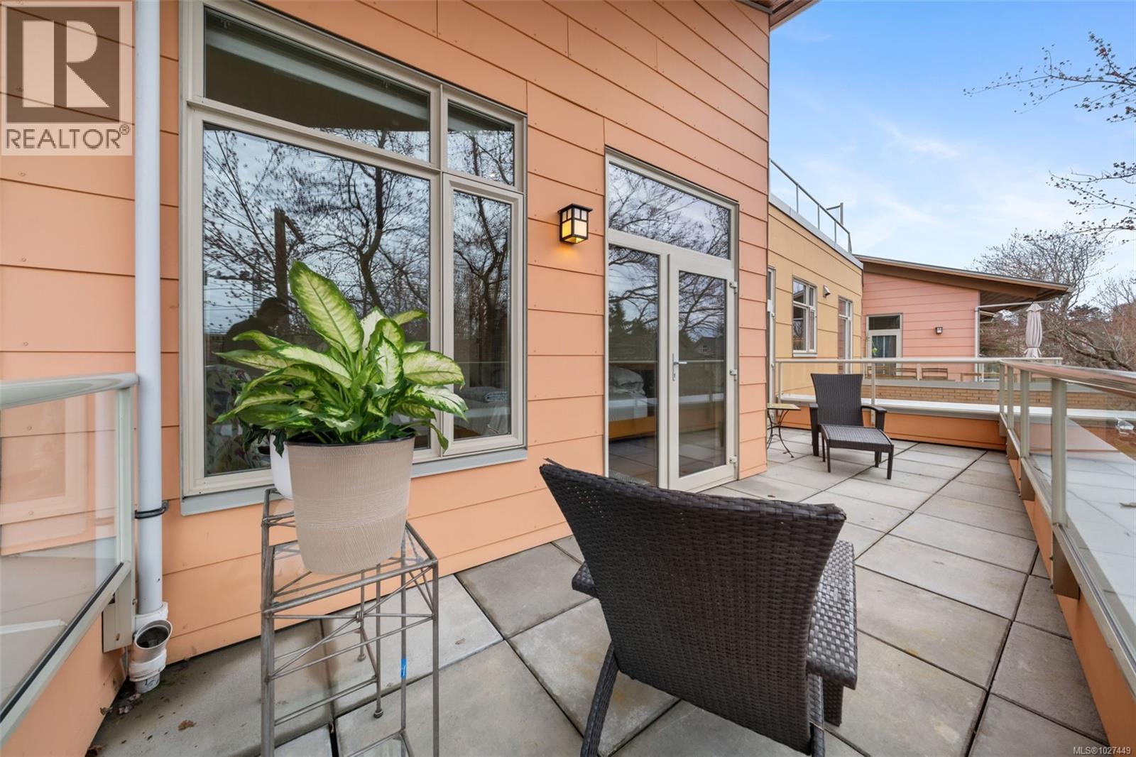 304 1035 Sutlej St, Victoria