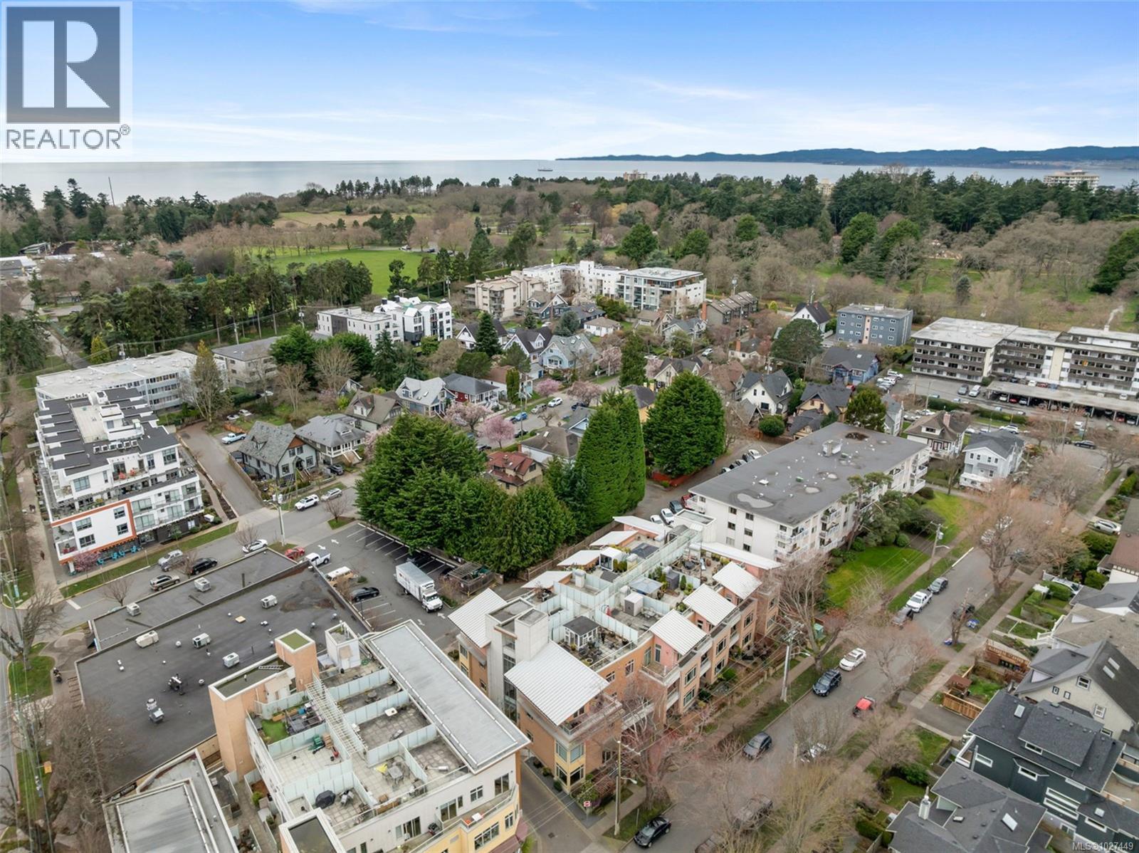 304 1035 Sutlej St, Victoria