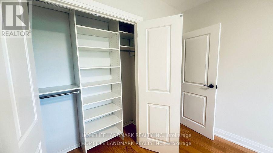 #213 5879 BATHURST STREET - 22