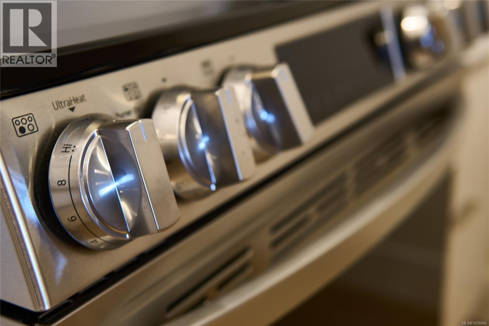 #105 45 HALIBURTON ST - 24