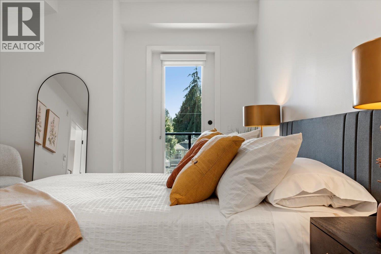 207 2277 HAWTHORNE AVENUE, Port Coquitlam