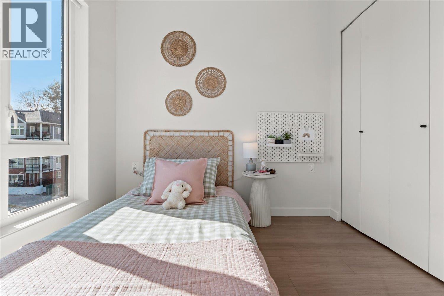 207 2277 HAWTHORNE AVENUE, Port Coquitlam