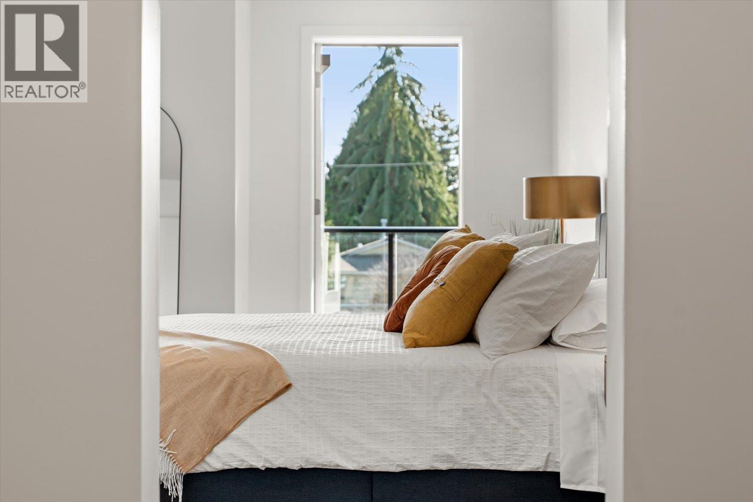 207 2277 HAWTHORNE AVENUE, Port Coquitlam