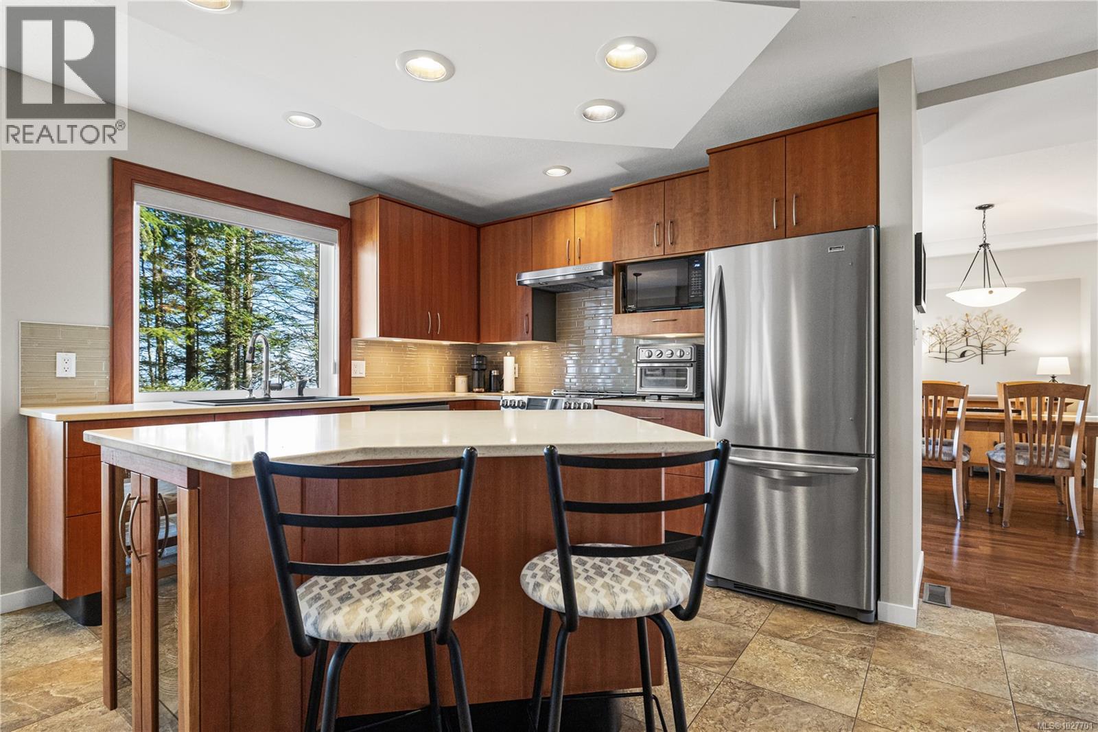 3836 Mitlenatch Dr, Campbell River