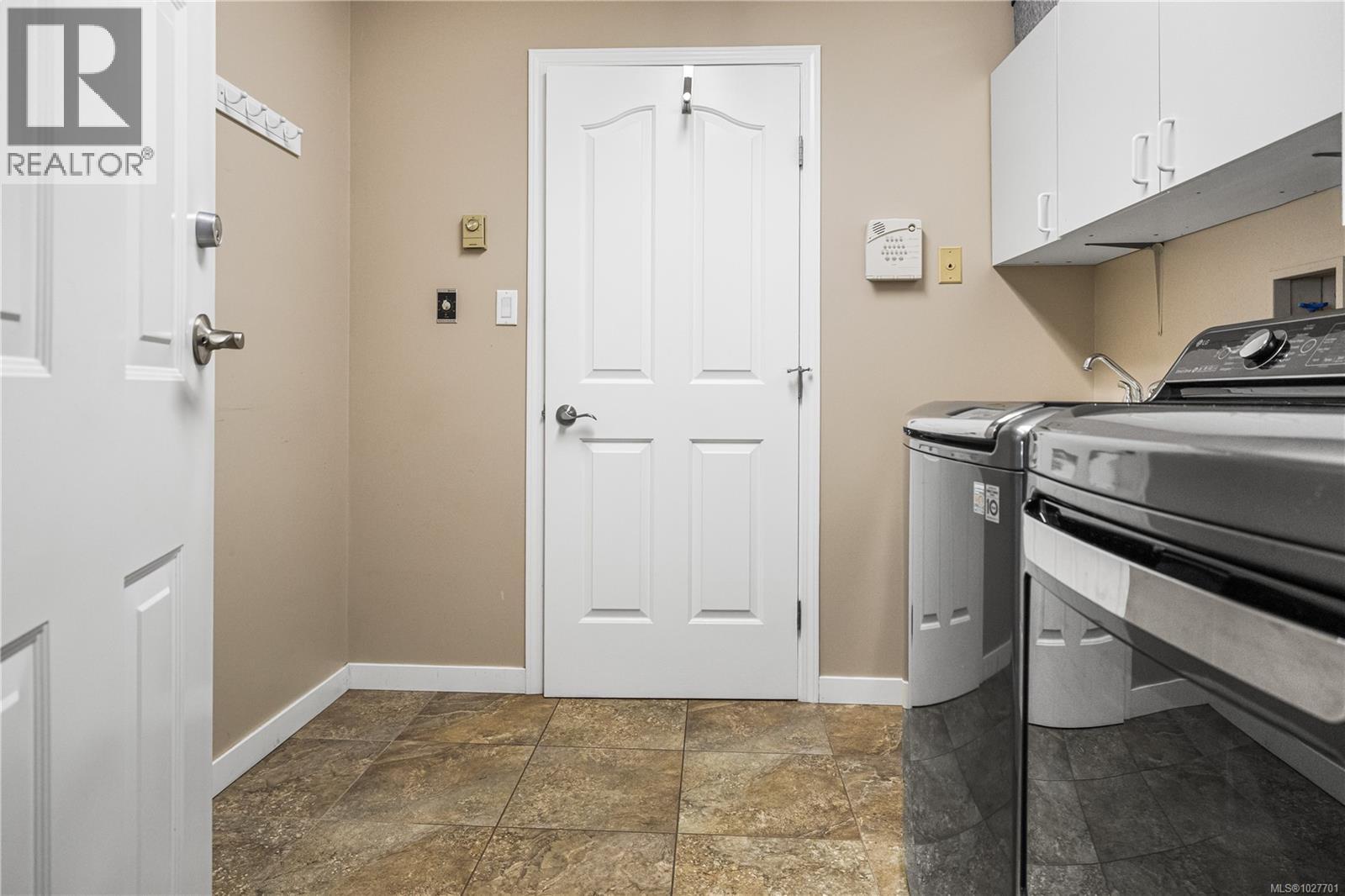 3836 Mitlenatch Dr, Campbell River