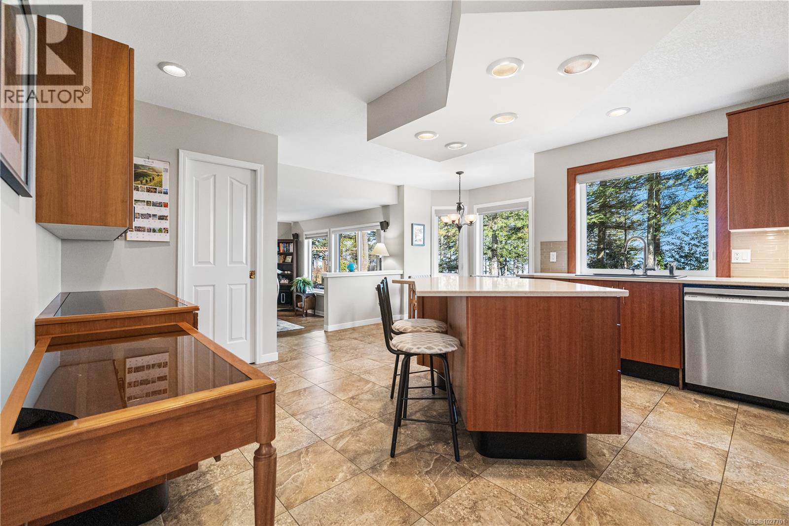 3836 Mitlenatch Dr, Campbell River