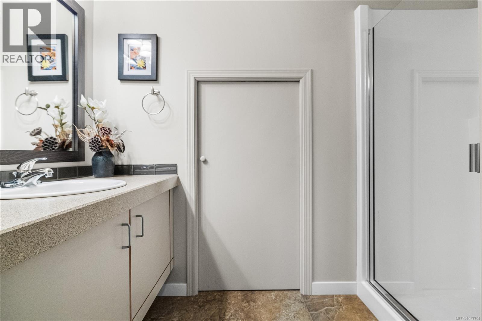 3836 Mitlenatch Dr, Campbell River