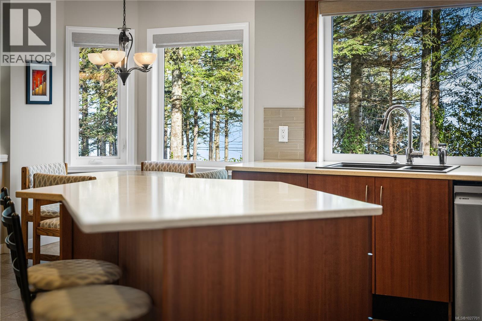 3836 Mitlenatch Dr, Campbell River