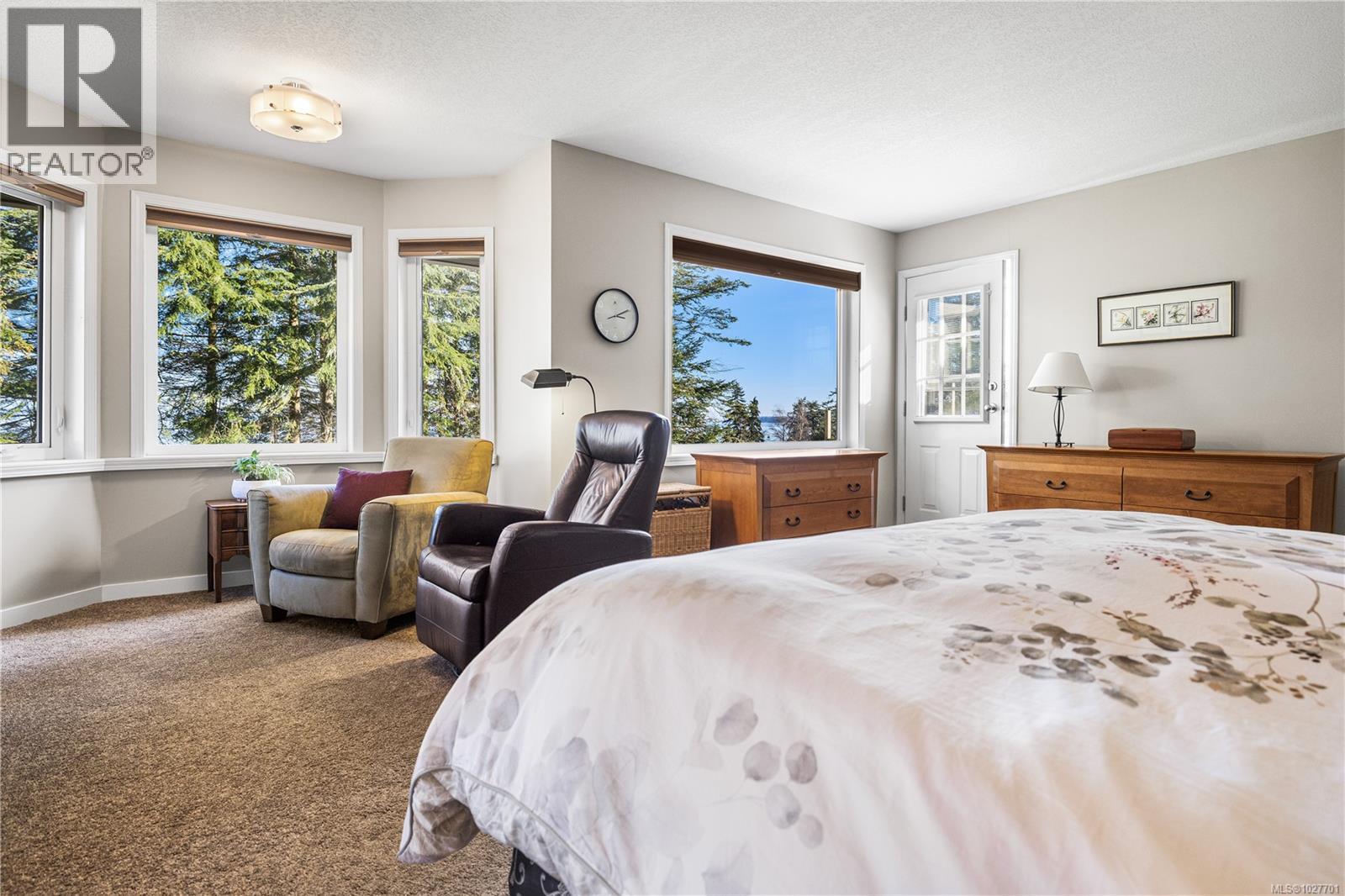 3836 Mitlenatch Dr, Campbell River