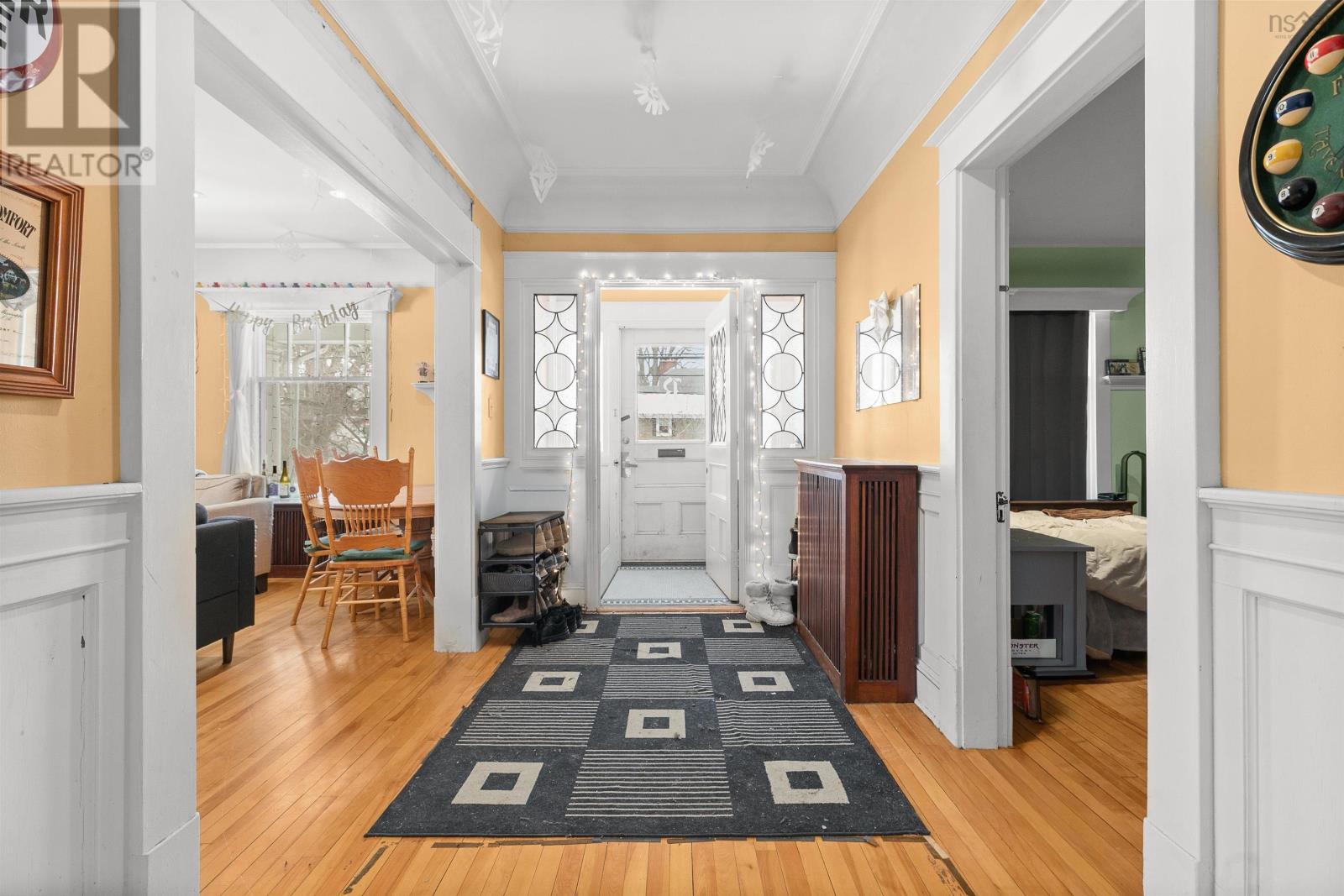 Property 16 of 45 of 1645 Oxford Street, 1647 Oxford Street