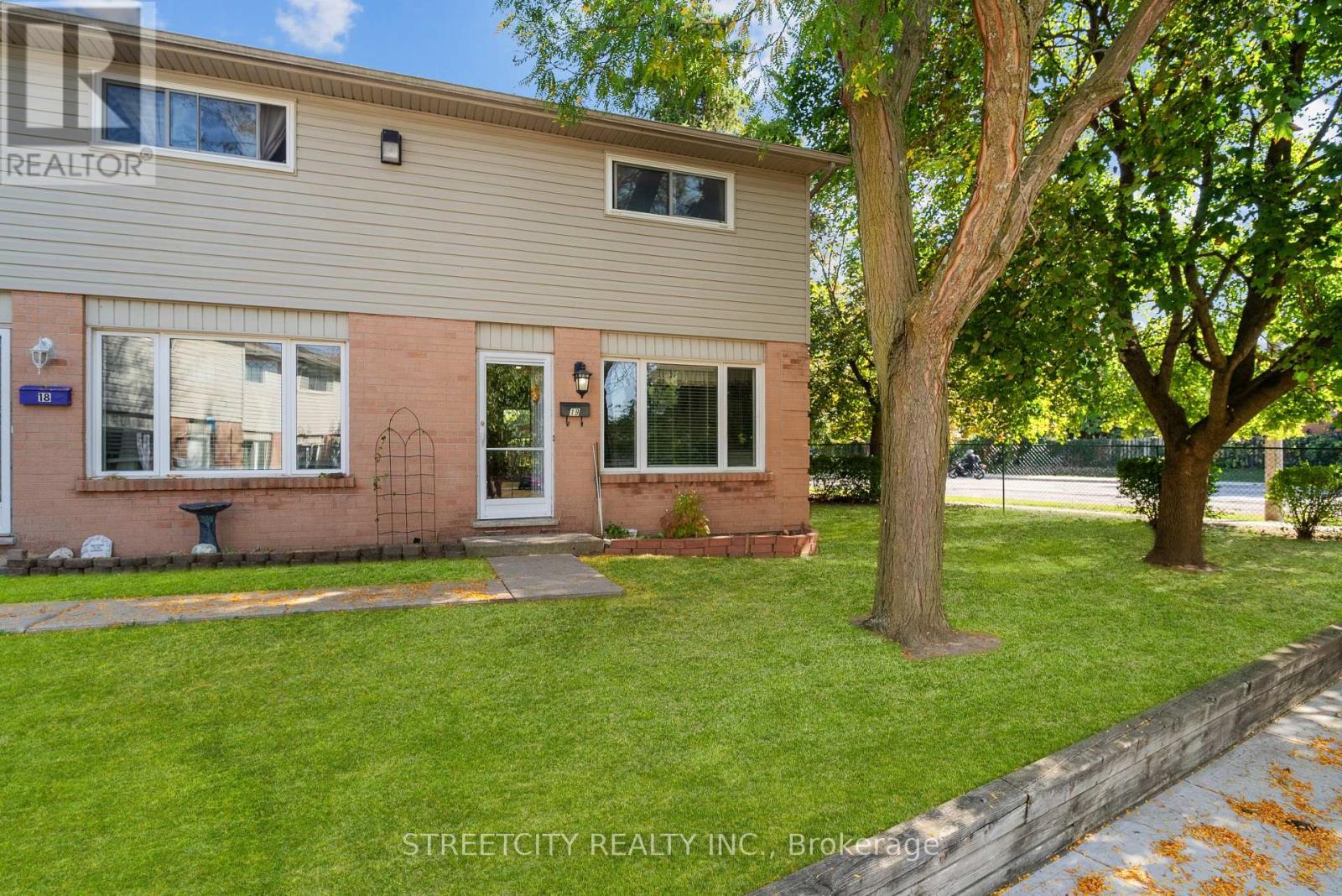 19 - 45 GATEWOOD PLACE