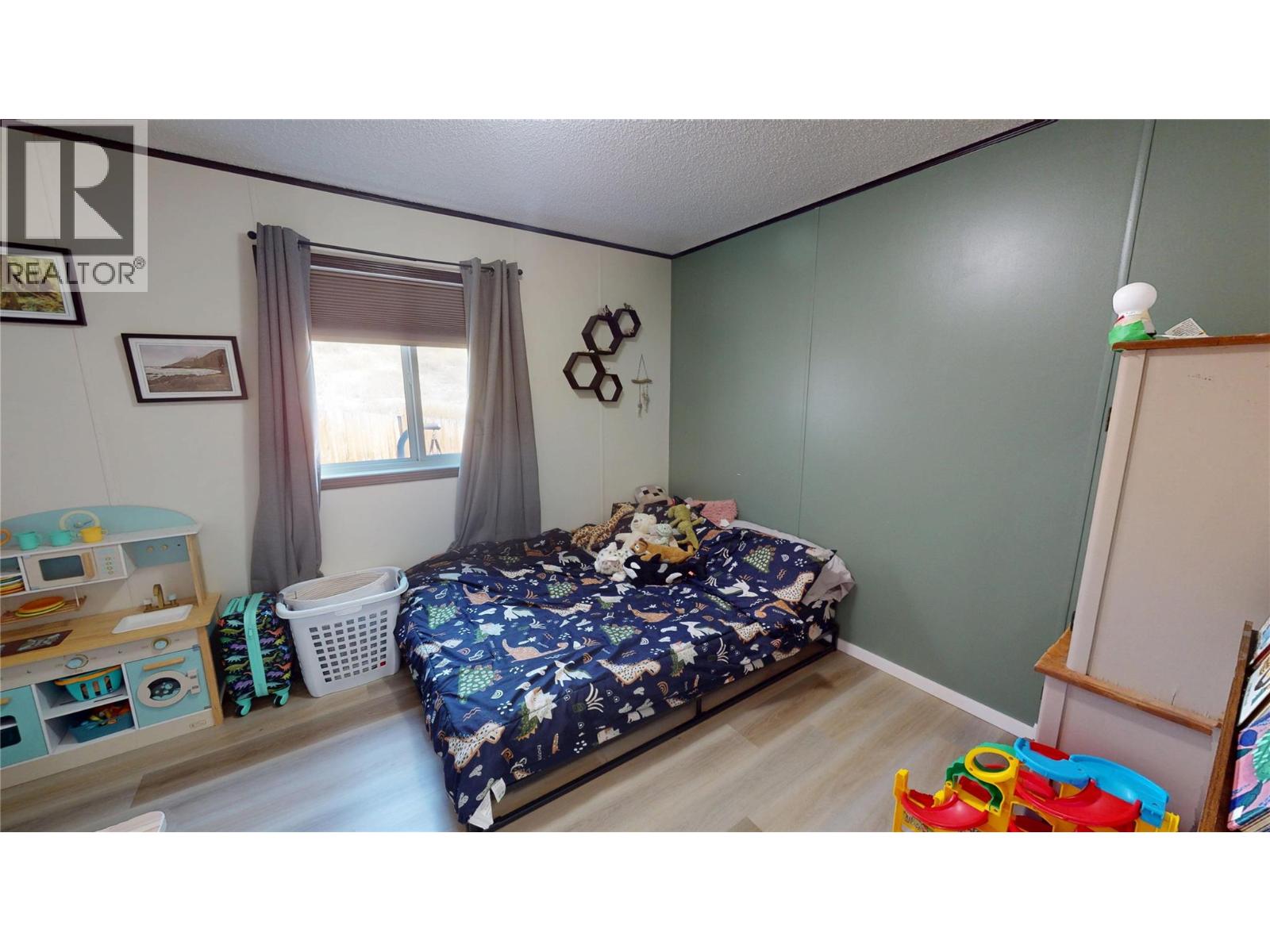 505 Steepleview Point NW, Cranbrook