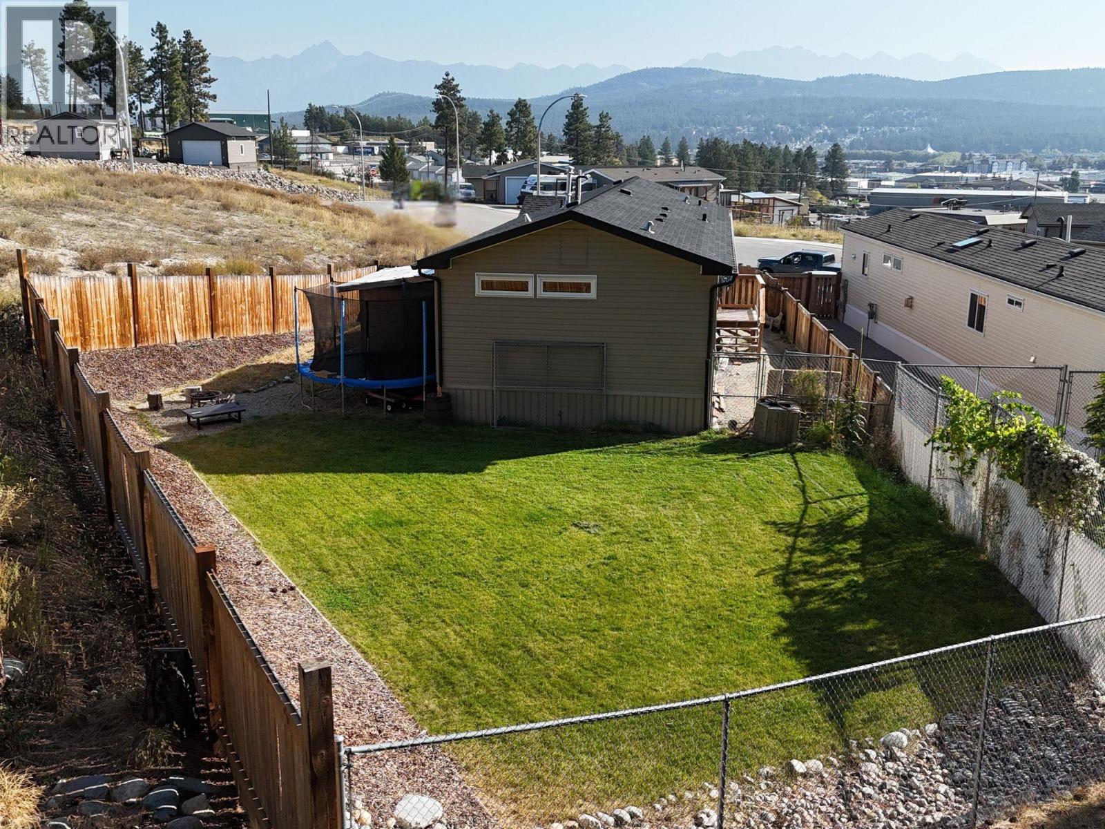 505 Steepleview Point NW, Cranbrook