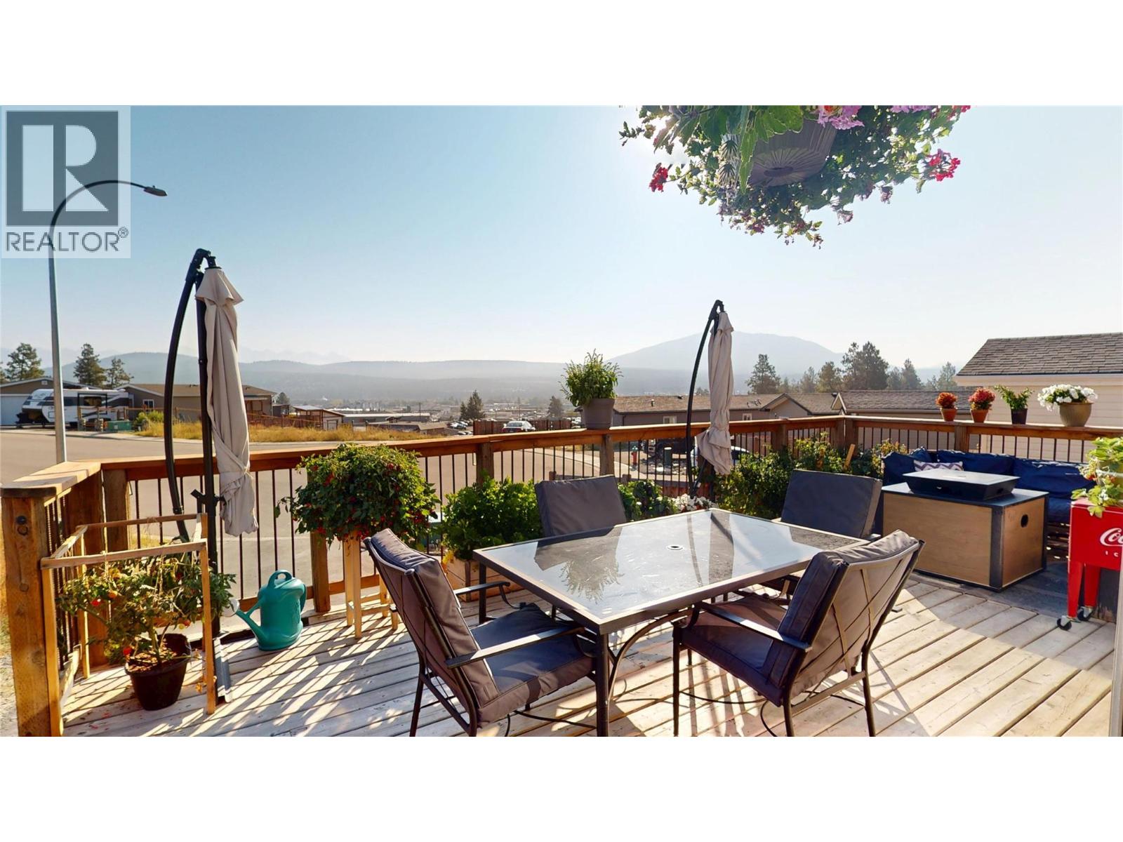 505 Steepleview Point NW, Cranbrook